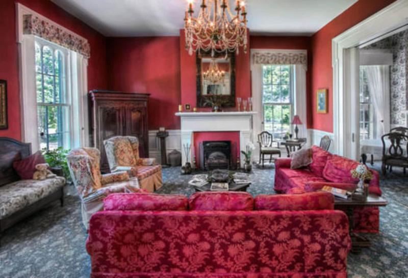 1851 Historic Maple Hill Manor B B