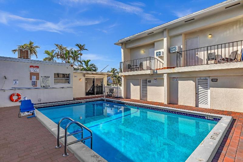 Sun Beach Inn image