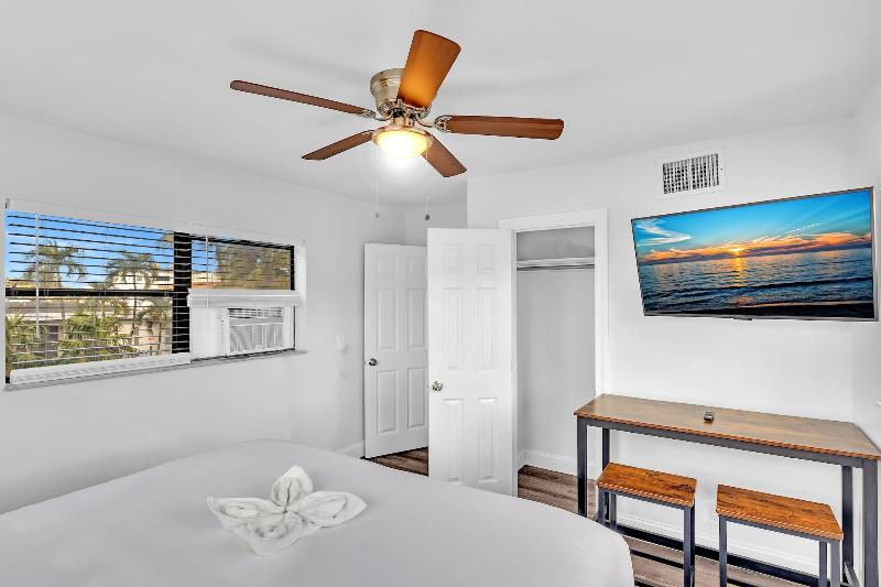 Sun Beach Inn image