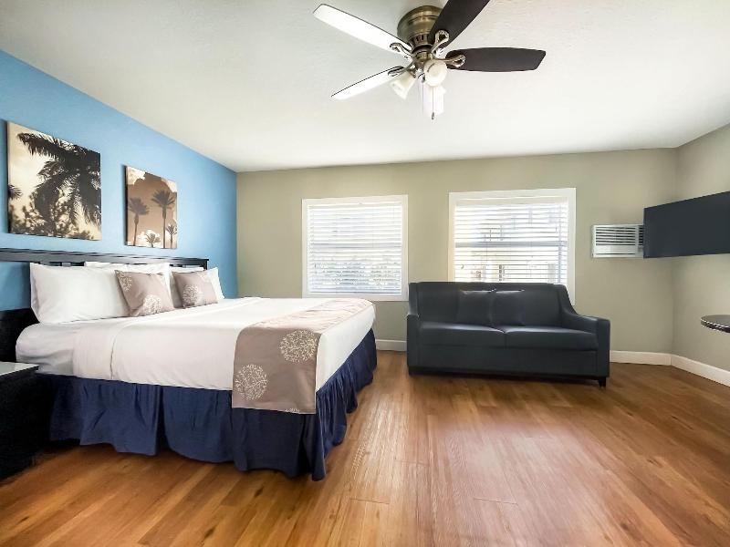 Sun Beach Inn image