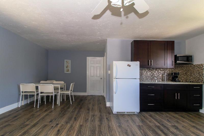 Sun Beach Inn image