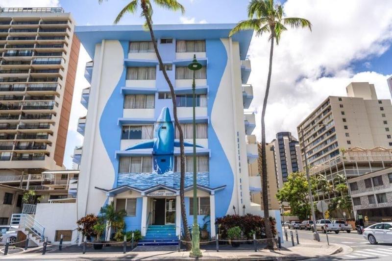 Holiday Surf Hotel image