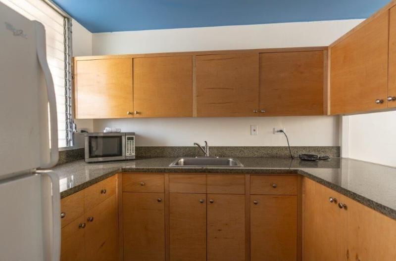 Holiday Surf Hotel image