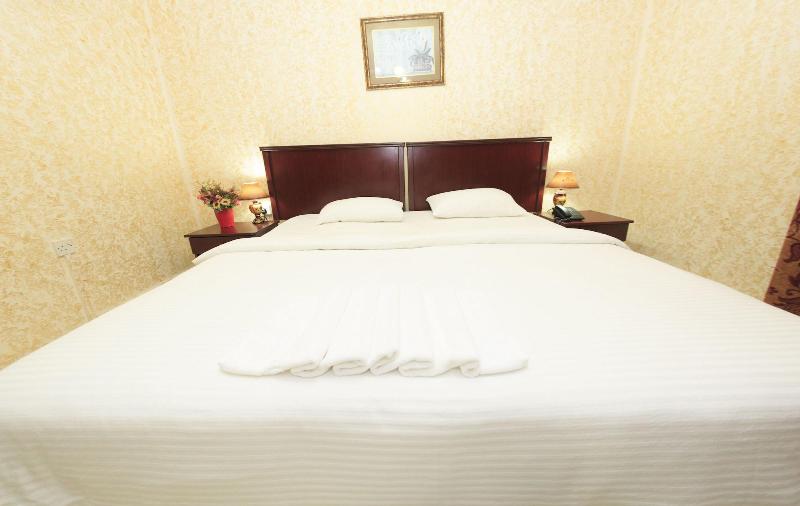 Gulf Hotel Apartment image