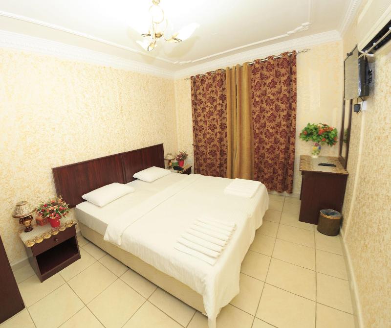 Gulf Hotel Apartment image