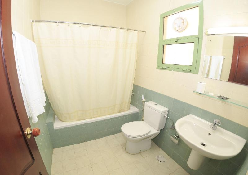 Gulf Hotel Apartment image