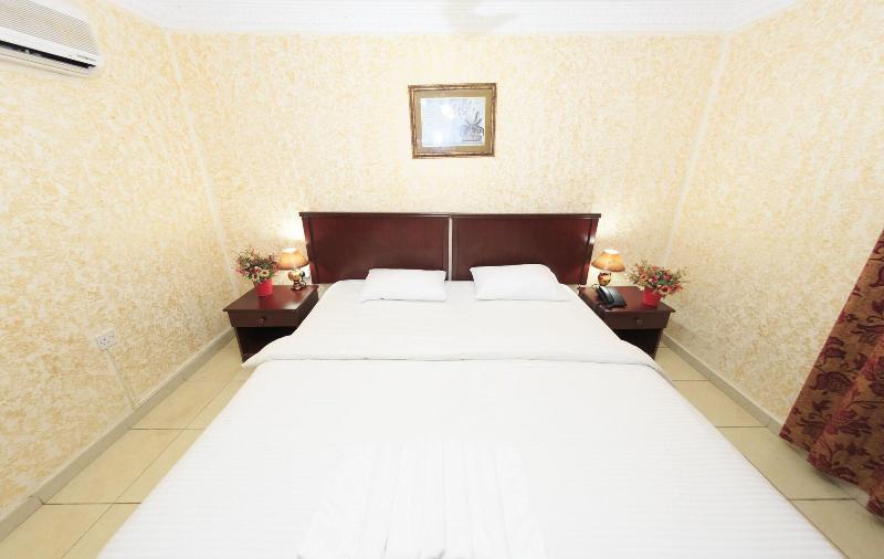 Gulf Hotel Apartment image