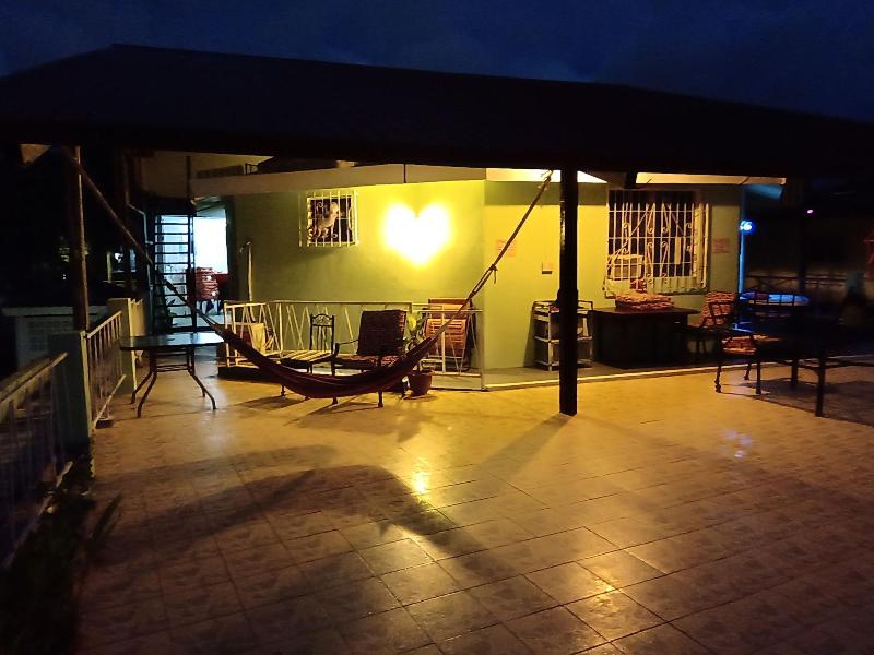 The Red Hut Inn image
