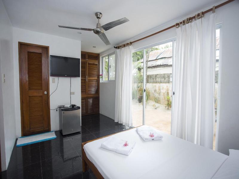 Mabuhay Beach House image