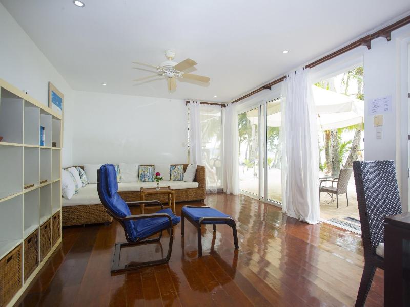 Mabuhay Beach House image