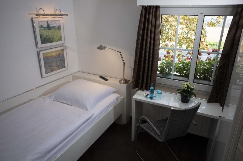 Haus Gerbens image