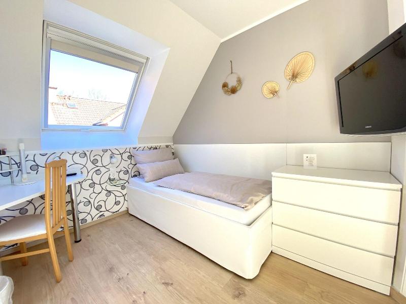 Hotel Zur Bever image