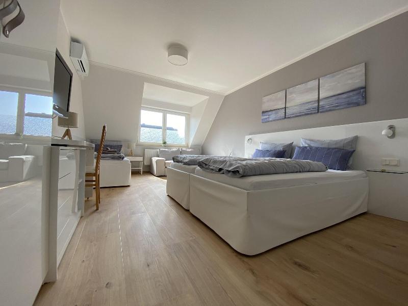Hotel Zur Bever image