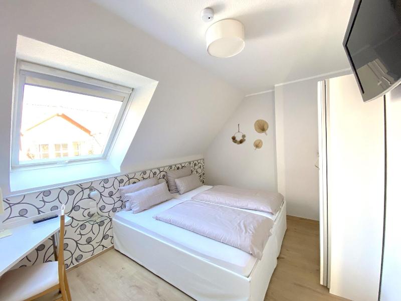 Hotel Zur Bever image