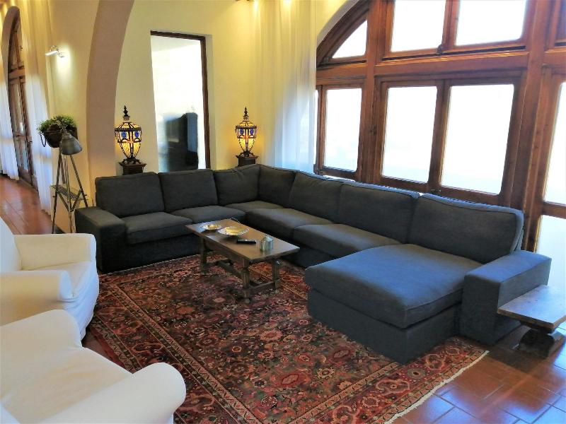 Villa Gaudia image
