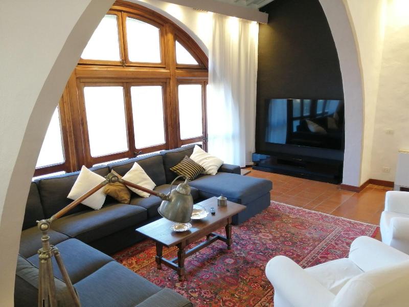 Villa Gaudia image