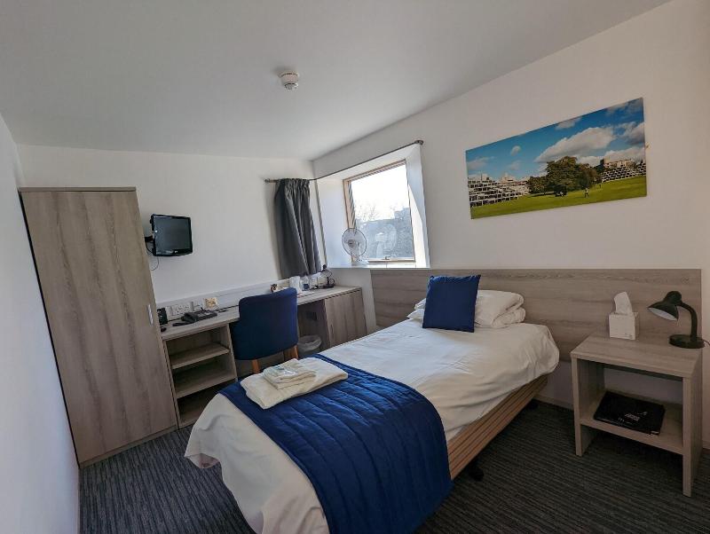 Broadview Lodge image