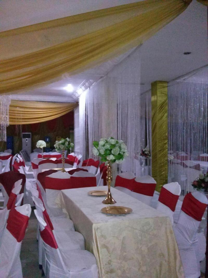 Gold Crown Hotel image