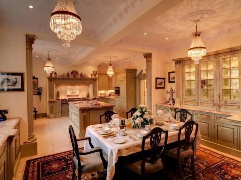 Saltcote Place Rye image