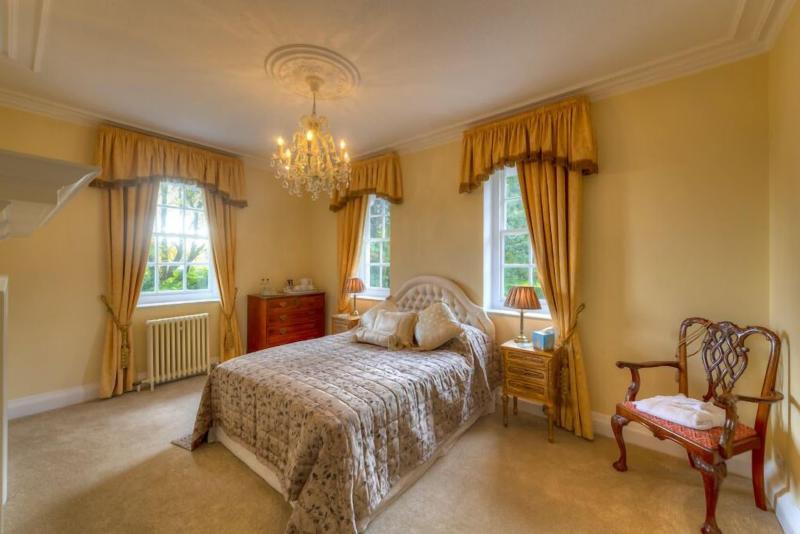 Saltcote Place Rye image