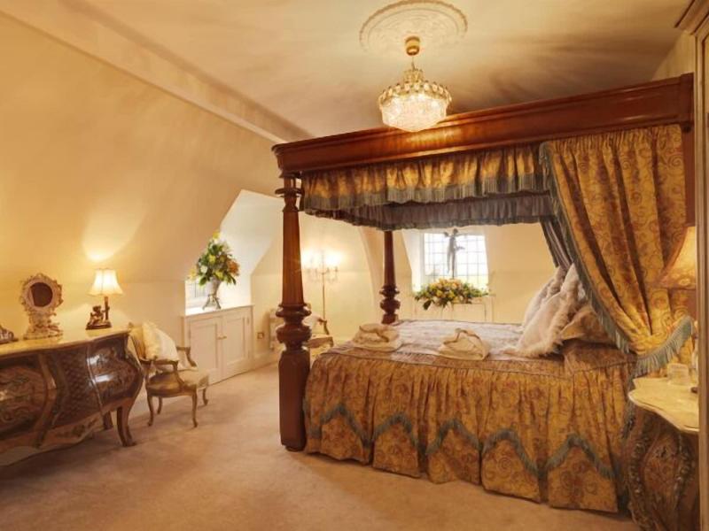 Saltcote Place Rye image