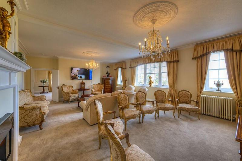 Saltcote Place Rye image