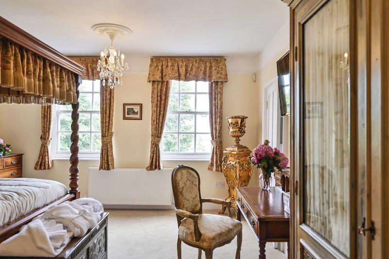 Saltcote Place Rye image