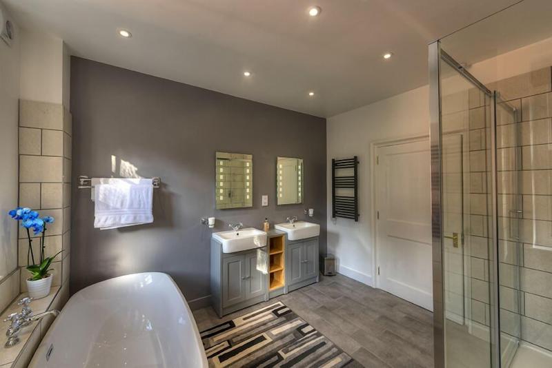 Saltcote Place Rye image