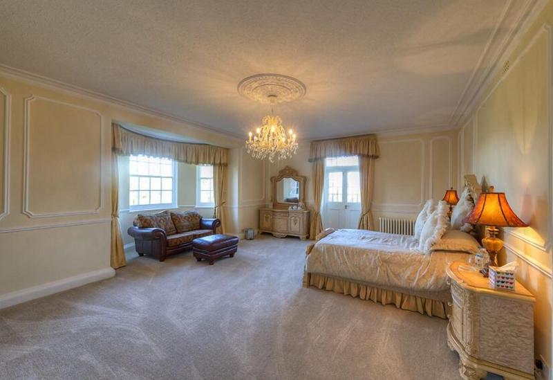 Saltcote Place Rye image