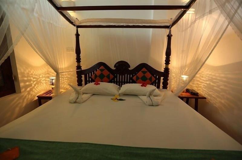 The Villa Hotel image