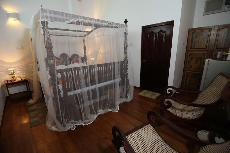 The Villa Hotel image