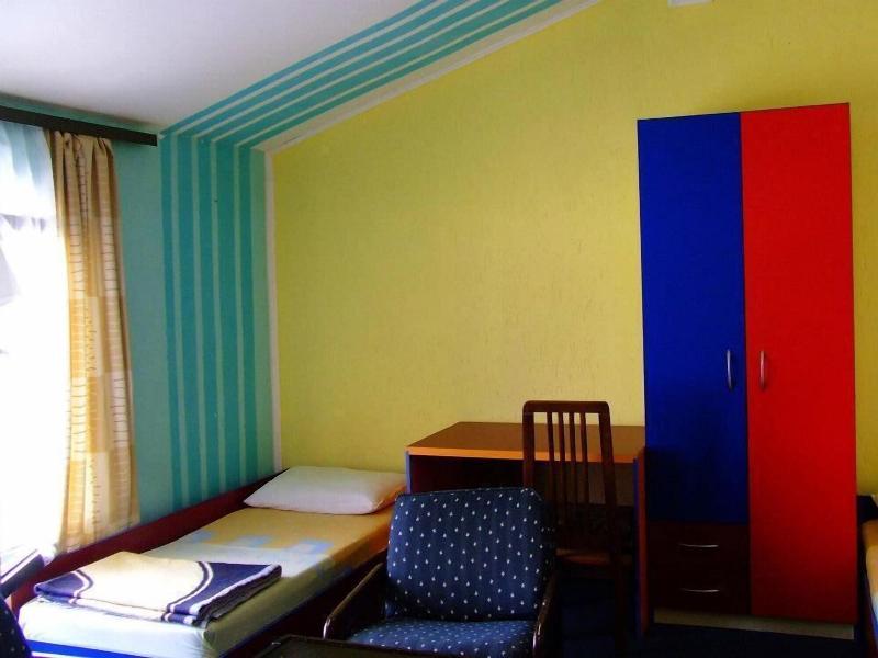 Hostel Domestika image