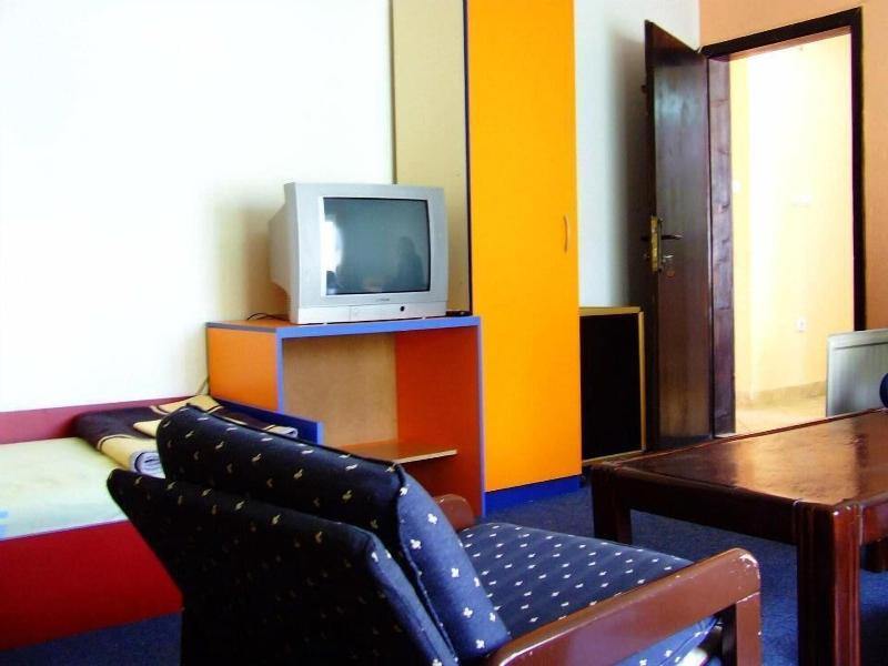Hostel Domestika image