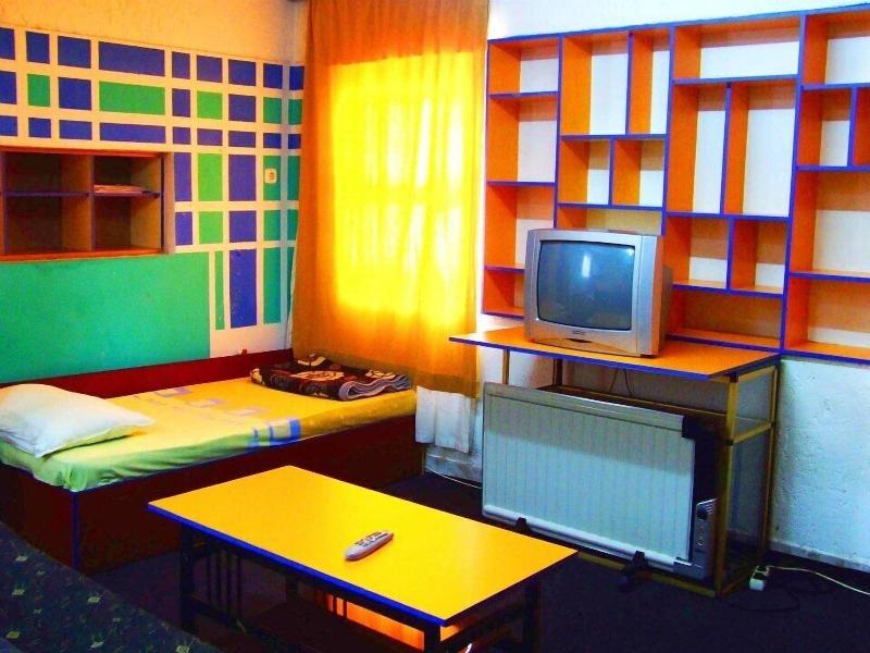 Hostel Domestika image