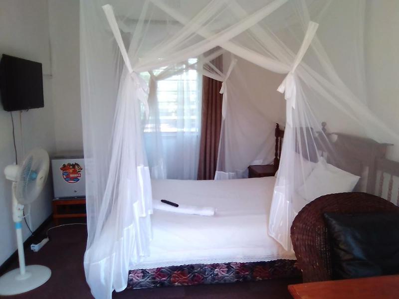 Kuku Royal Lodge image