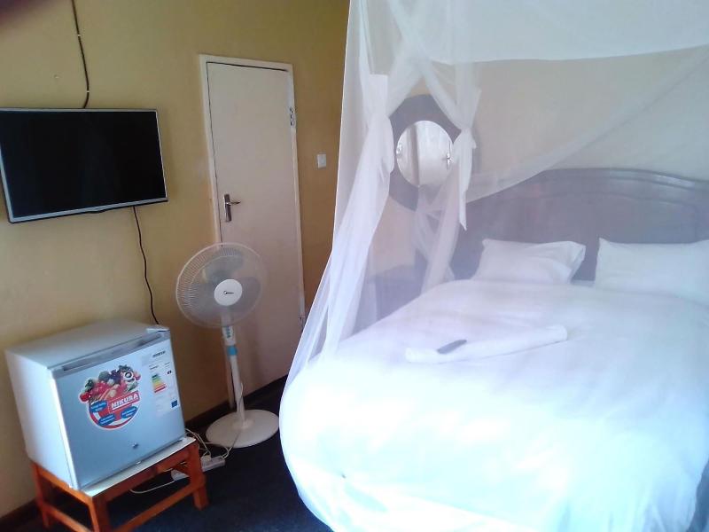 Kuku Royal Lodge image