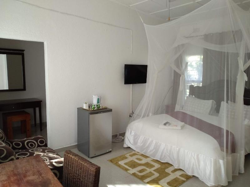 Kuku Royal Lodge image