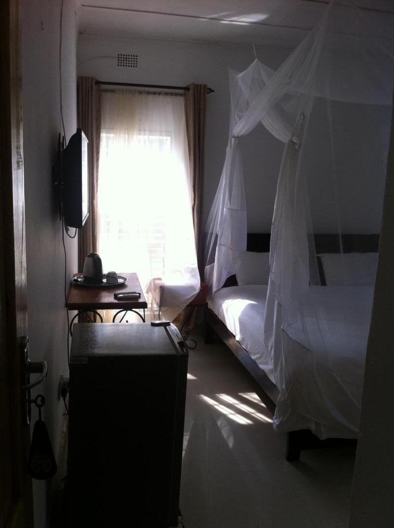 Kuku Royal Lodge image