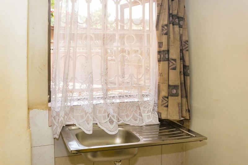 Rosama Guest House image
