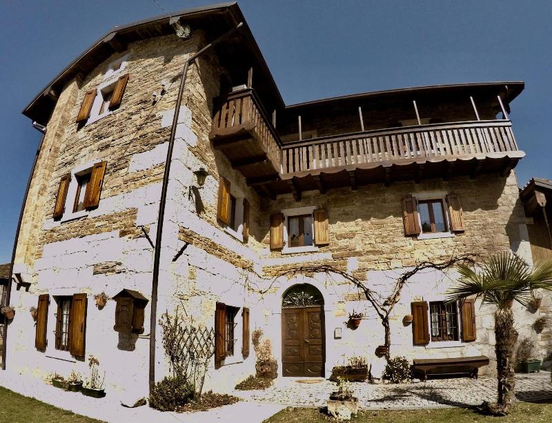 4lander House Balins — main photo