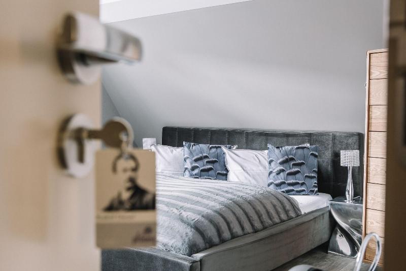 Boutique Hotel Pfauen image