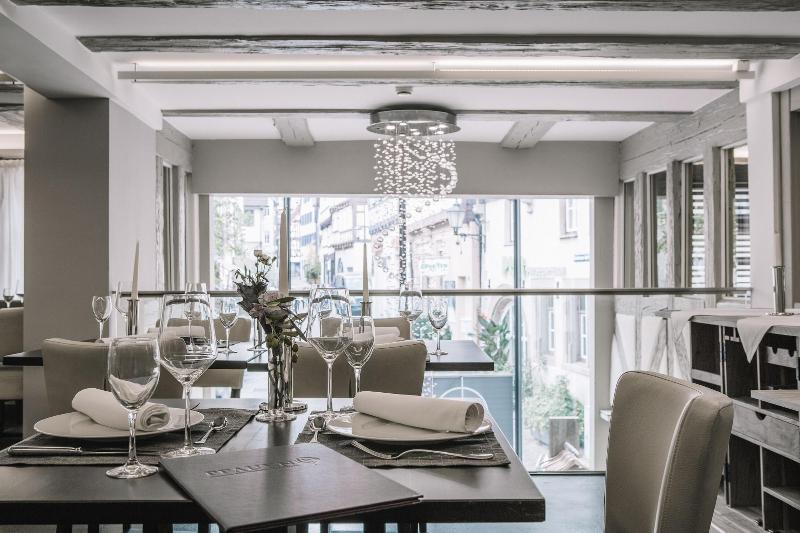 Boutique Hotel Pfauen image