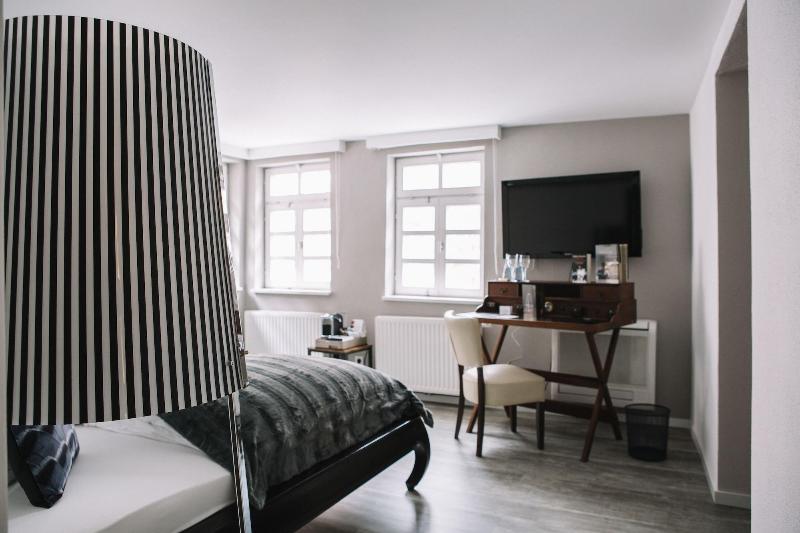 Boutique Hotel Pfauen image