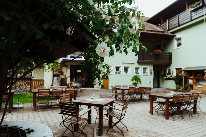 Hotel Gasthof Roseneck image