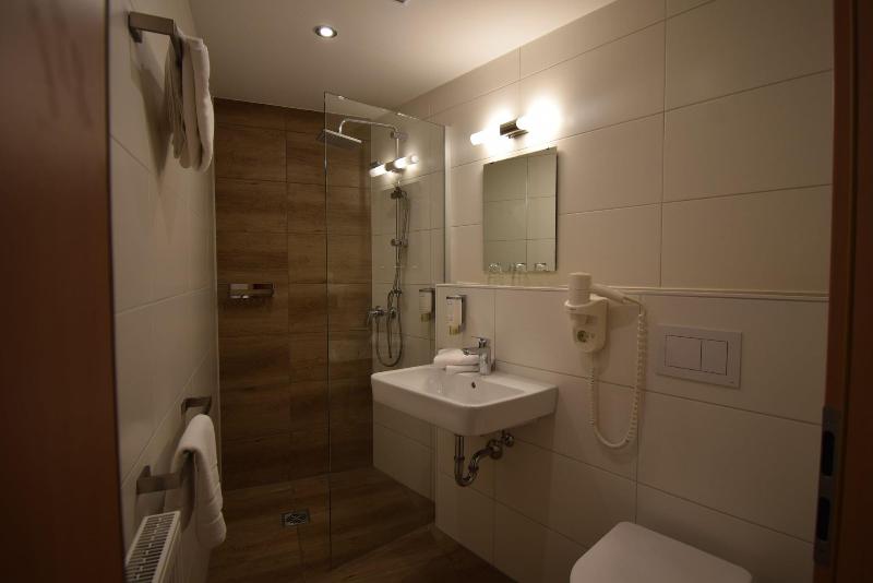 Hotel Gasthof Roseneck image