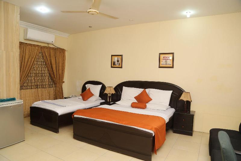 Luxury Inn image