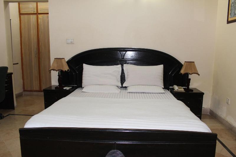 Luxury Inn image
