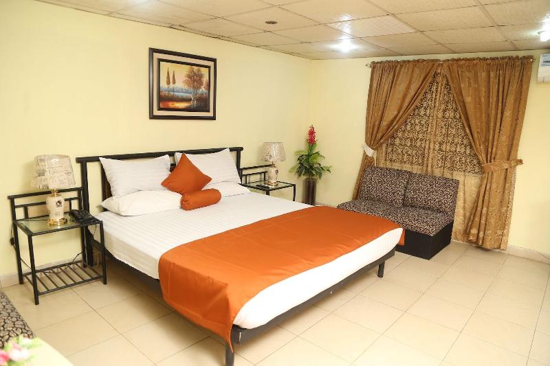Luxury Inn image