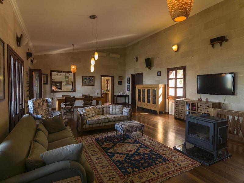 Villa Vino image