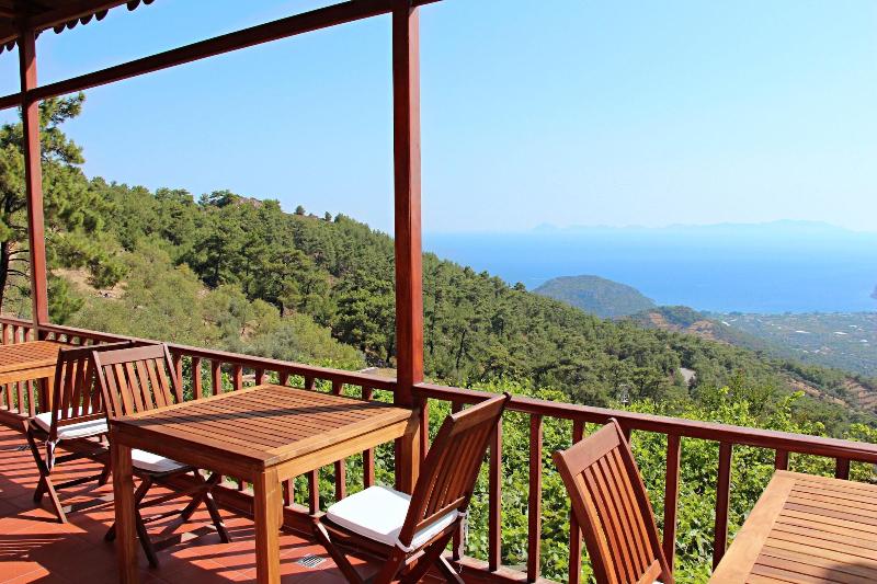 Villa Vino image